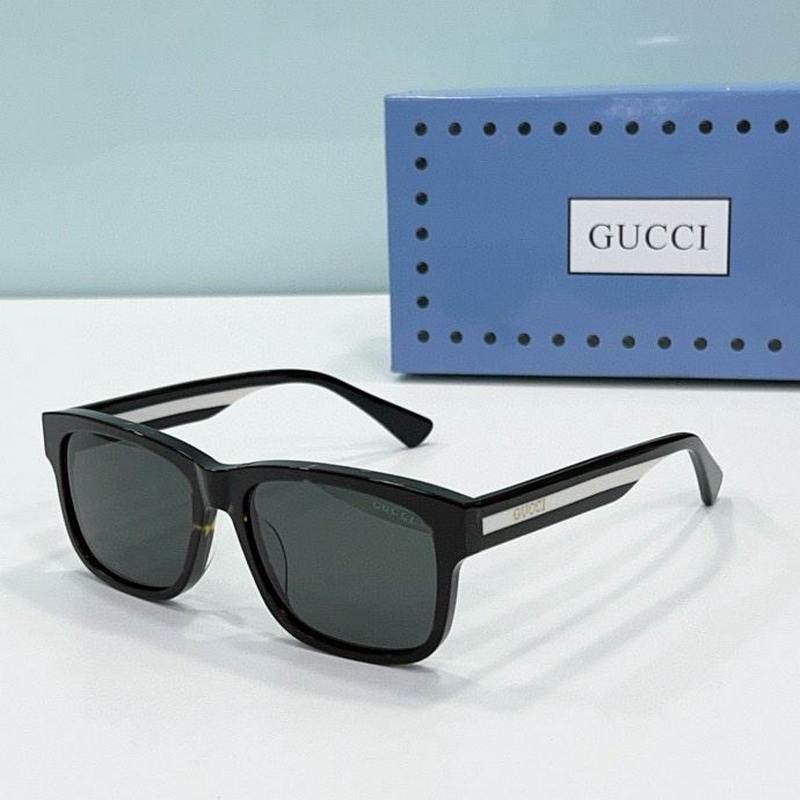 Gucci Sunglasses 536